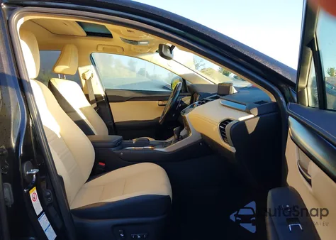 2019 Lexus Nx 300 z USA, uszkodzony, nr VIN JTJBARBZXK2192618